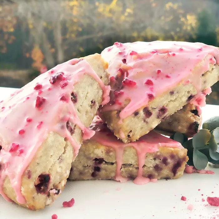 Pure Love Bakery Picture 6