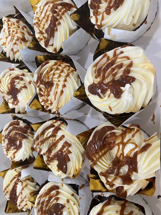 Elizabeth’s Custom Bakes Picture 7
