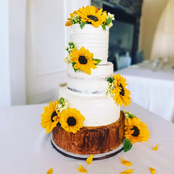 Elizabeth’s Custom Bakes Picture 9