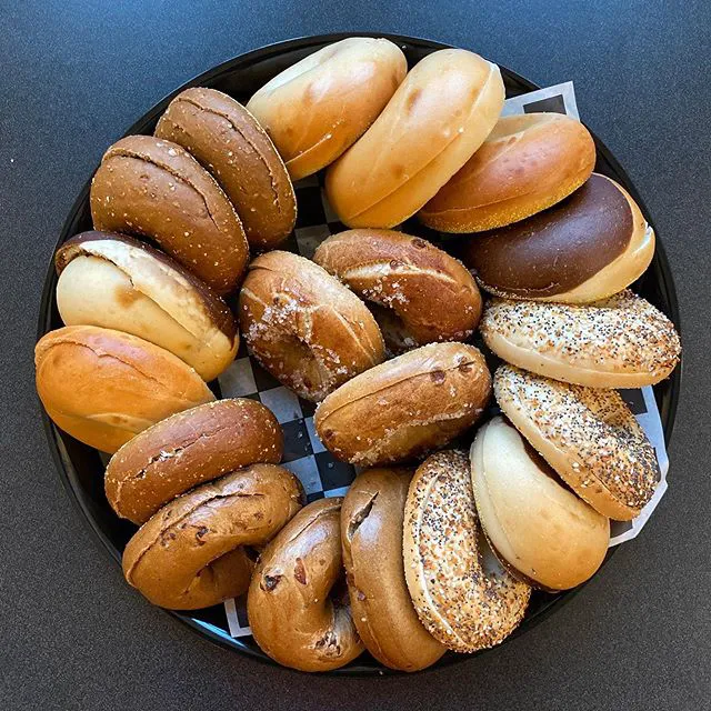 Tandem Bagel Company Picture 10
