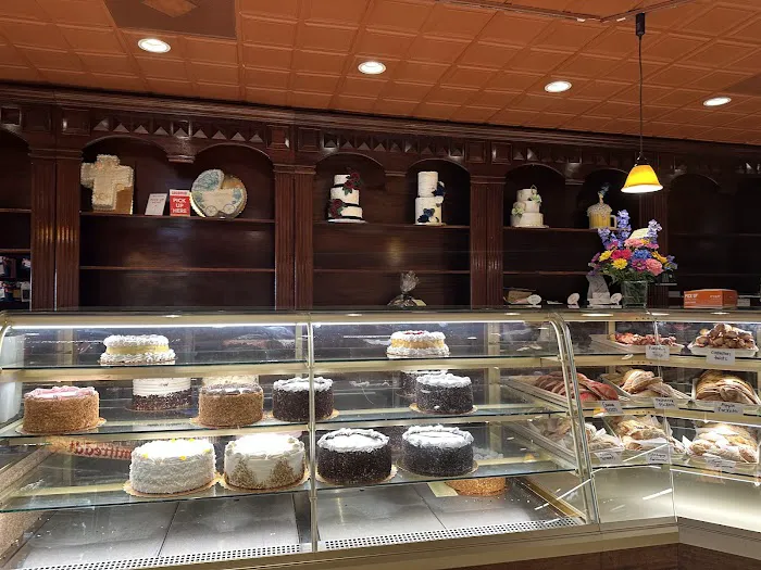 Cerrato's Pastry Shop Picture 4
