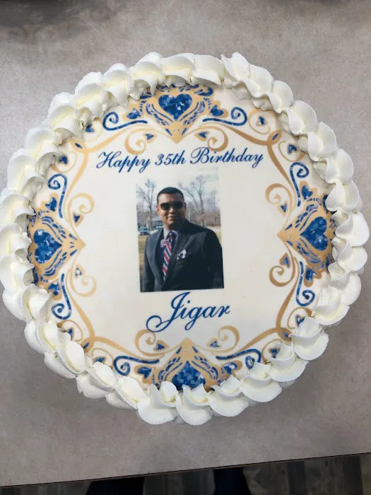 LaLima's Bakery Picture 7