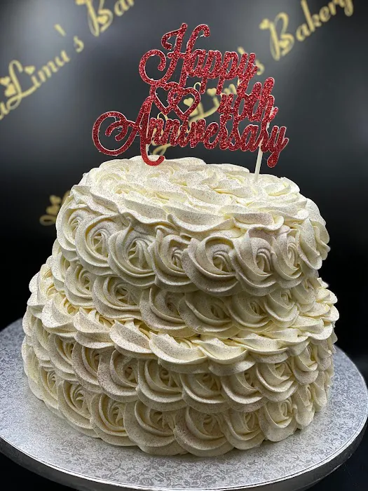 LaLima's Bakery Picture 10