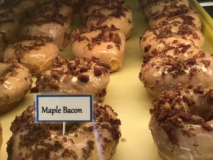 Dave’s Daylight Donuts Picture 6