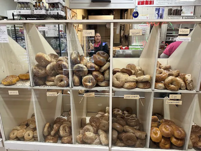 Bagel Train Picture 4