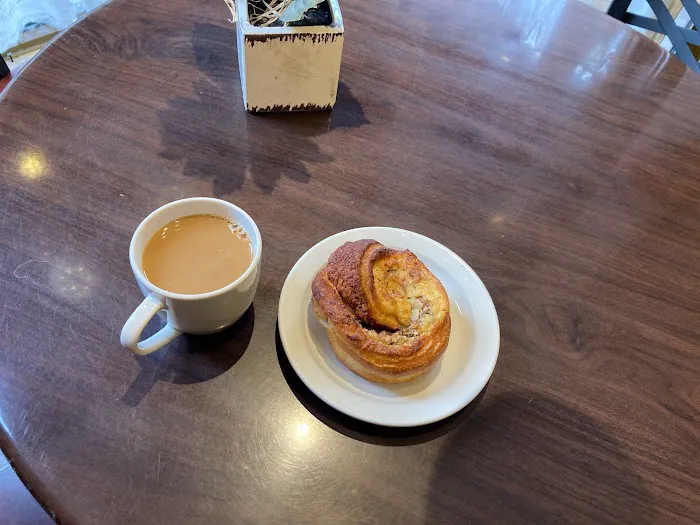 Patisserie Lenox Picture 1