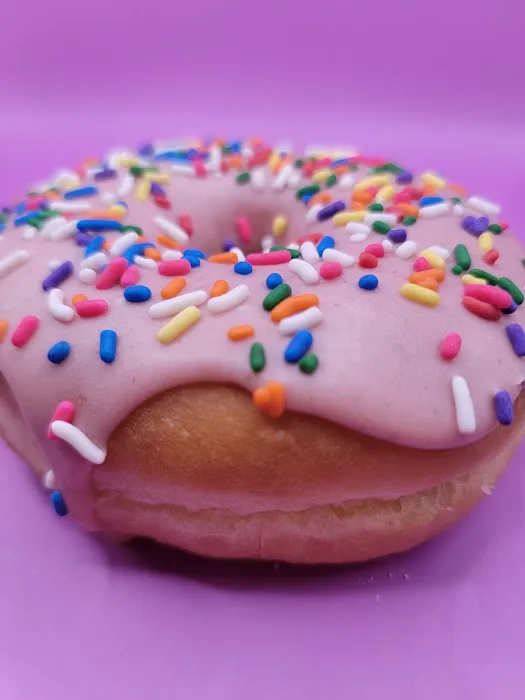 Hole in the Wall Donuts Kingston Picture 1