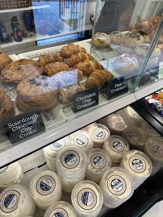 The Blue House Bagel Co. & Cafe Picture 2