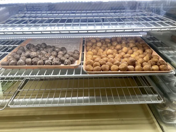Luke's Donut Shop Inc Picture 1