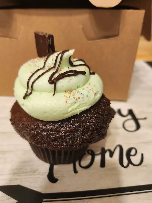 Cupcake Charlie's Picture 2