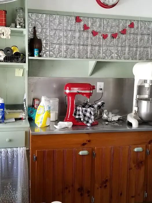 June's Bakeshop Picture 4