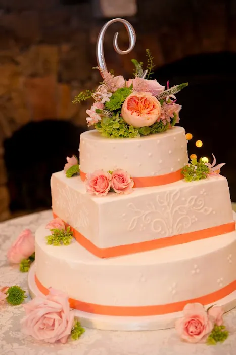 Custom Wedding Cakes By Penny Picture 1