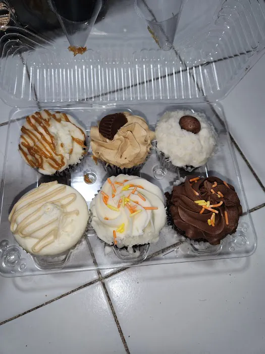 Patty Cakes Gourmet Cupcakes Picture 4