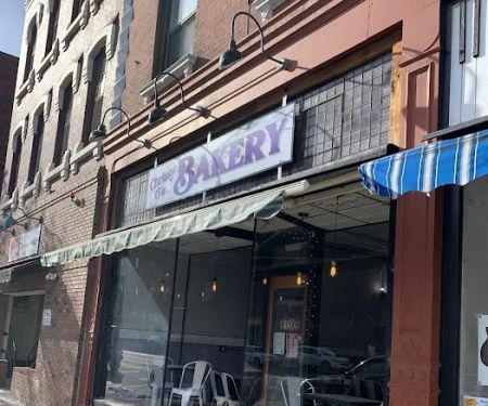 Chrissy G's Bakery