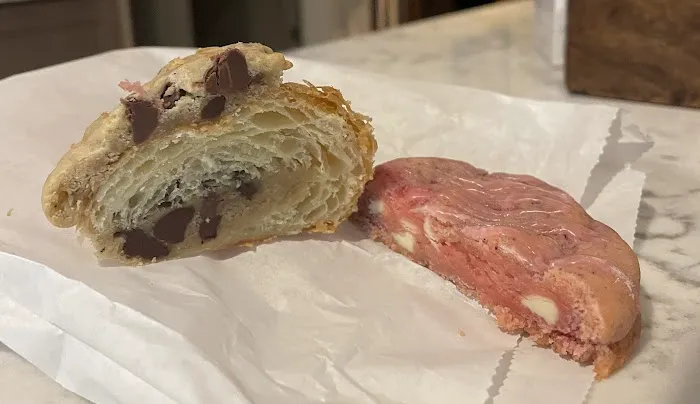 Angel and Manna Bakery Picture 8