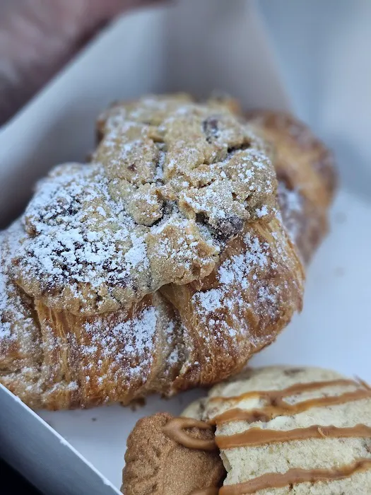 Angel and Manna Bakery Picture 2