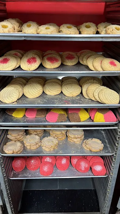 Los Olivos Bakery Picture 9