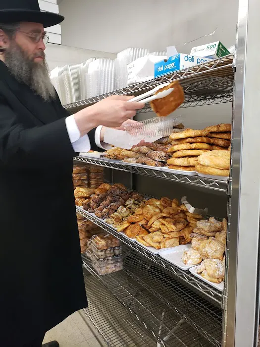 Shlomies Bakery Picture 2