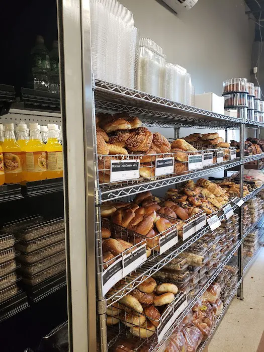 Shlomies Bakery Picture 4