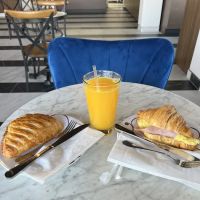 Pierre & Michel Authentic French Bakery ico