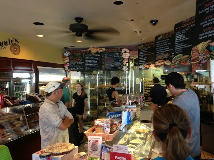 Ronnie's Hot Bagels Hillsdale Picture 3
