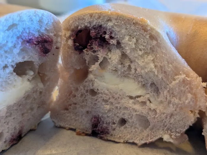 Ronnie's Hot Bagels Hillsdale Picture 1