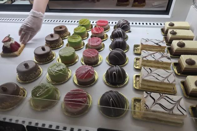 Le Carré Café & Pâtisserie