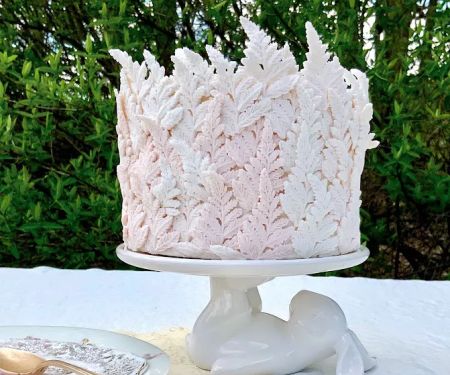 Mamie Brougitte Cakes