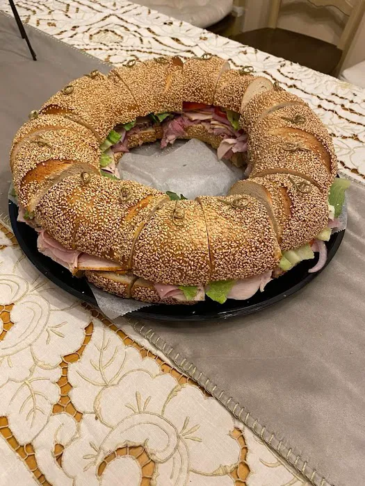 B 'n B Bagels Picture 6