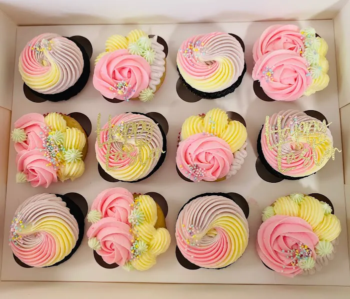 Frontline Cafe and Bakery Picture 2