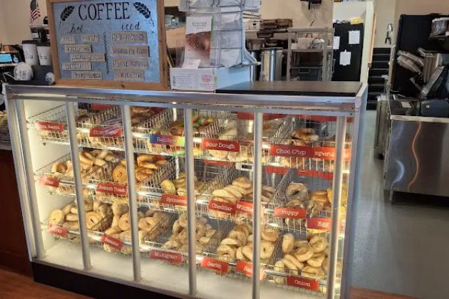 Gunther Tootie's Bagel