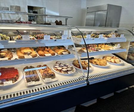 White's Bakery & Cafe