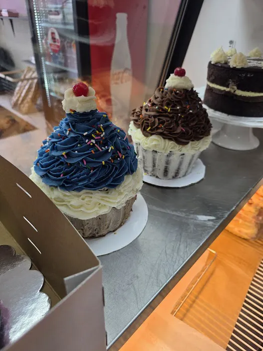 JoJo's Bakery E. Wareham Picture 8