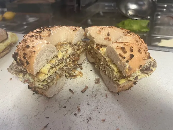 Cafe Fresh Bagel Picture 1