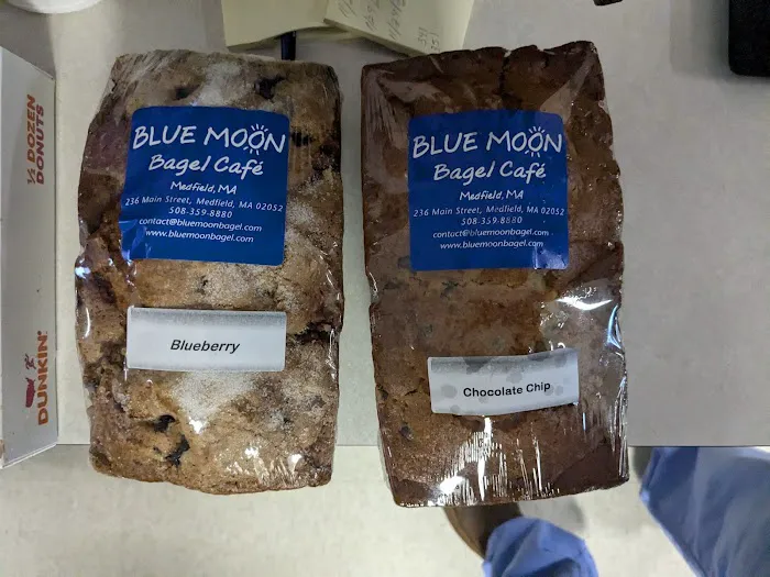 Blue Moon Bagel Cafe Picture 9