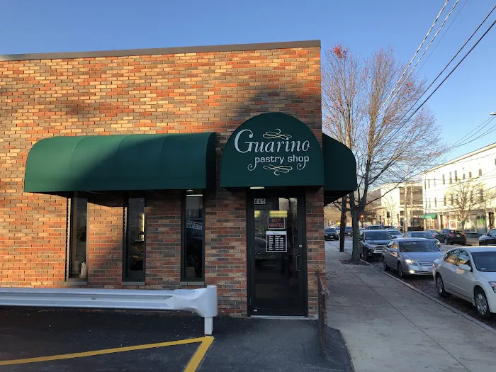 Guarino's Pastry Shop Picture 8