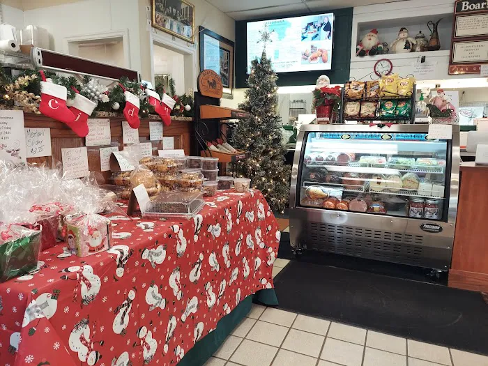 Giovanni's Italian Bakery and Deli Picture 10
