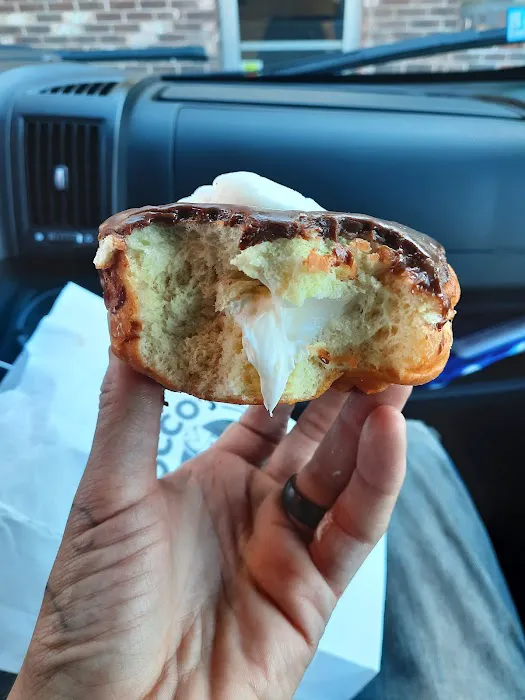 Roccos Doughnut Company Picture 2