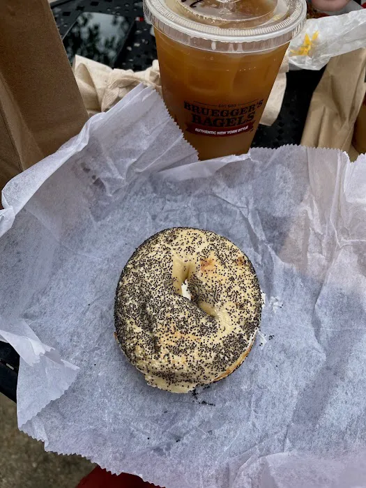 Bruegger's Bagels Picture 9