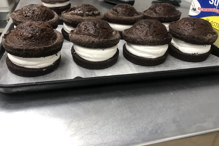 Greggory's Pastry Shop Picture 7