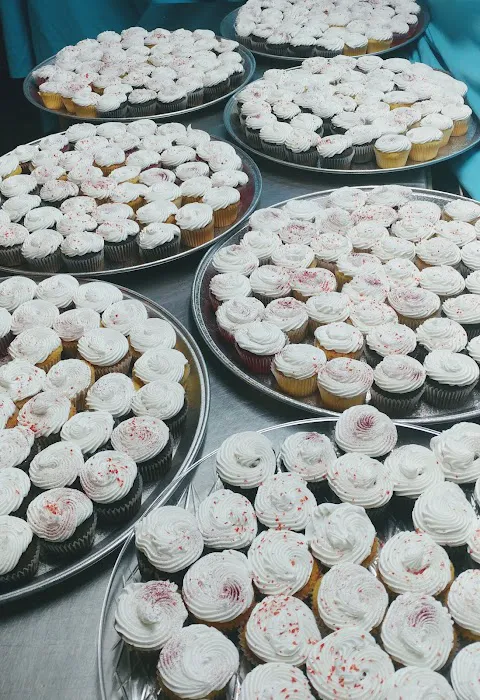 Phyl's G.I.L.T.E. Bakery Service Picture 9