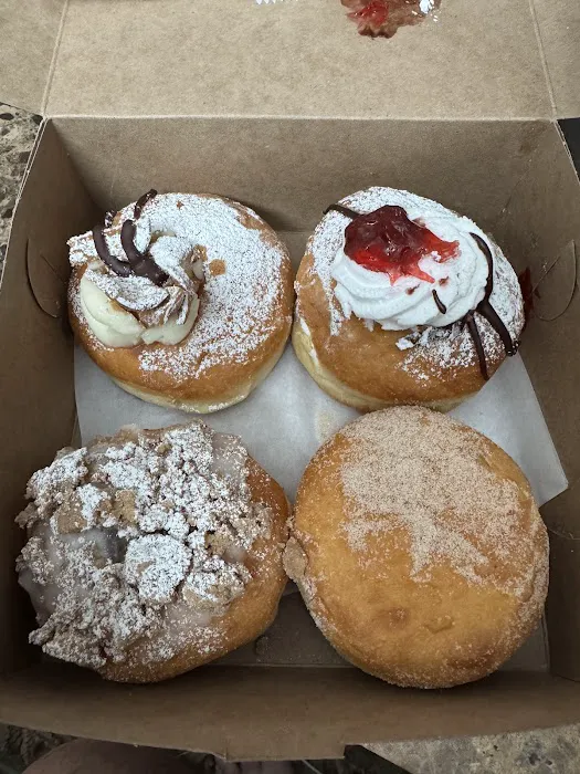DeFilippis Bakery Picture 3