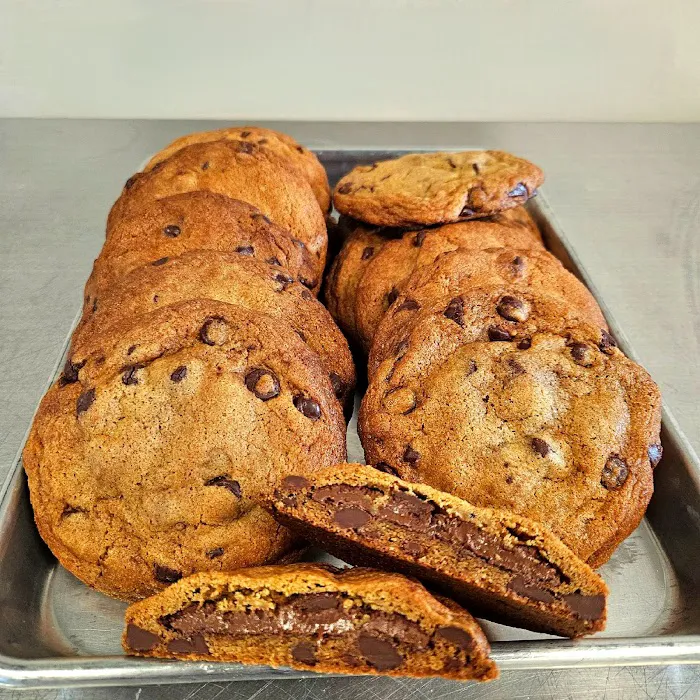 Despina's Cream Bakery Picture 3