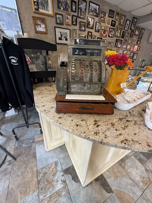 Rispoli Pastry Shop Picture 9