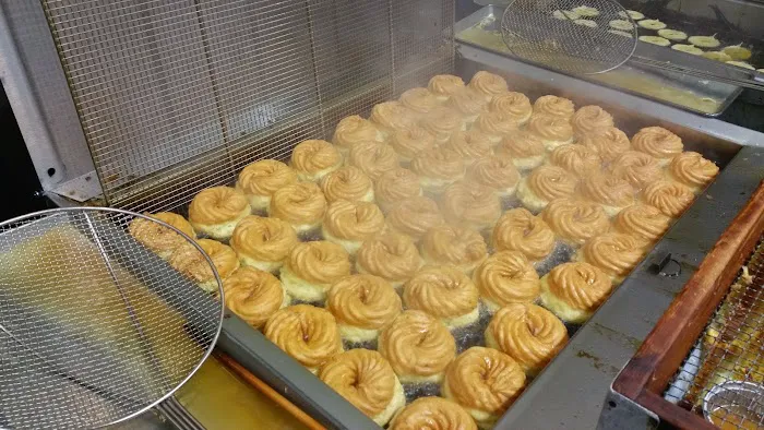 Rispoli Pastry Shop Picture 2