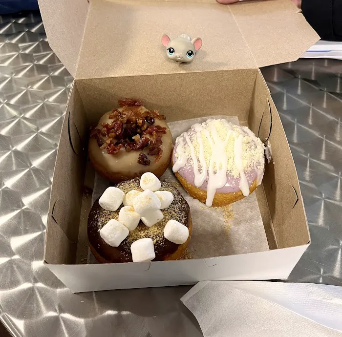 Shire Donuts - Dalton Picture 7