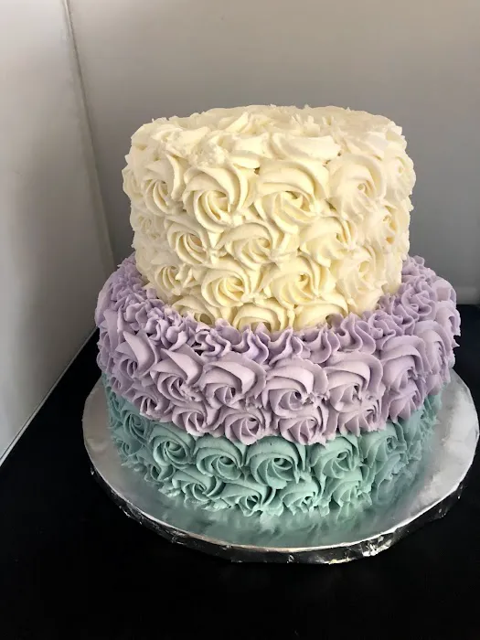 Linda's Pastries Picture 6