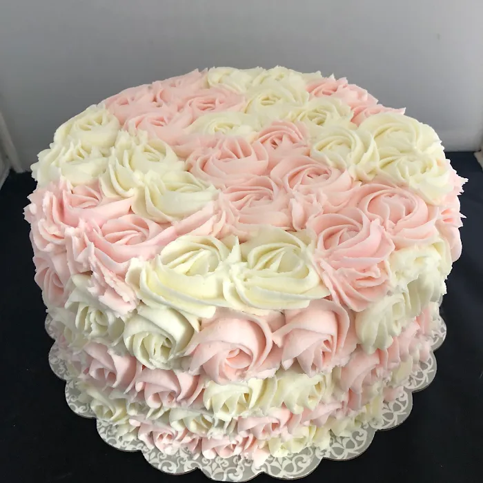 Linda's Pastries Picture 9
