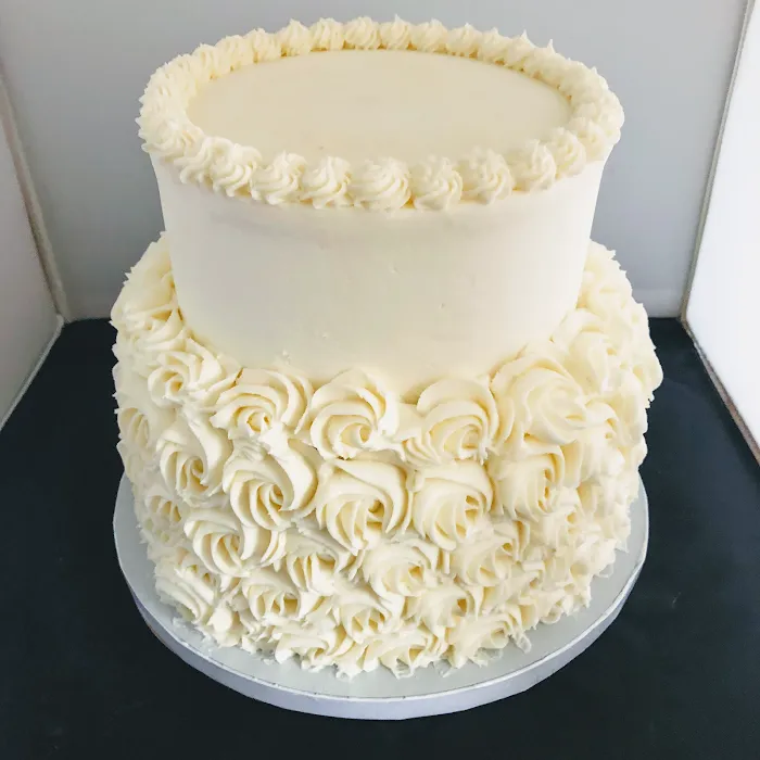 Linda's Pastries Picture 10