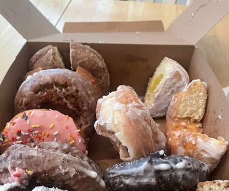 Hole In One Donuts and Coffee Rockland